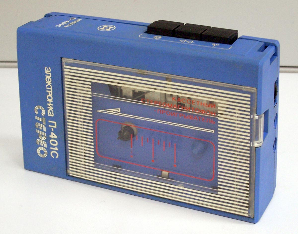 История советских кассетников (часть вторая): бум Walkman`ов, гаджет для КГБ и магнитофоны-конструкторы - 6